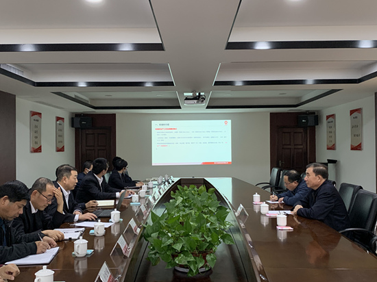 原中國(guó)建材集團(tuán)領(lǐng)導(dǎo)、現(xiàn)浙江大學(xué)教授劉志江一行蒞臨公司調(diào)研